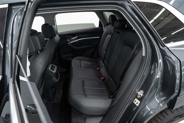 2021 Audi e-tron Premium Plus quattro - 22843309 - 14
