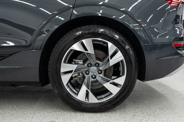 2021 Audi e-tron Premium Plus quattro - 22843309 - 38