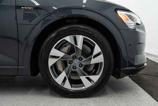 2021 Audi e-tron Premium Plus quattro - 22843309 - 40