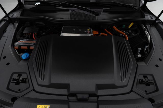 2021 Audi e-tron Premium Plus quattro - 22843309 - 44
