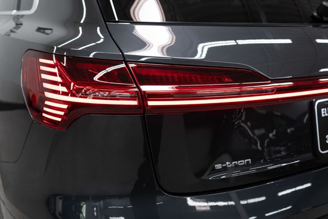 2021 Audi e-tron Premium Plus quattro - 22843309 - 49