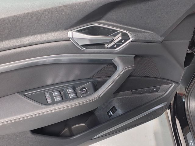 2021 Audi e-tron Premium Plus quattro - 22985908 - 11