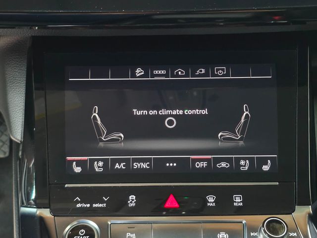 2021 Audi e-tron Premium Plus quattro - 22985908 - 22