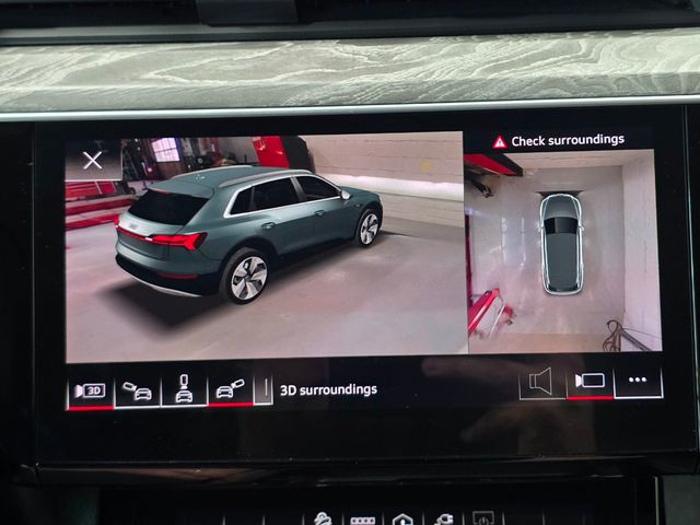 2021 Audi e-tron Premium Plus quattro - 22985908 - 26