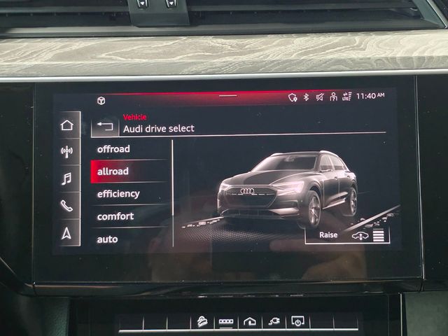 2021 Audi e-tron Premium Plus quattro - 22985908 - 27