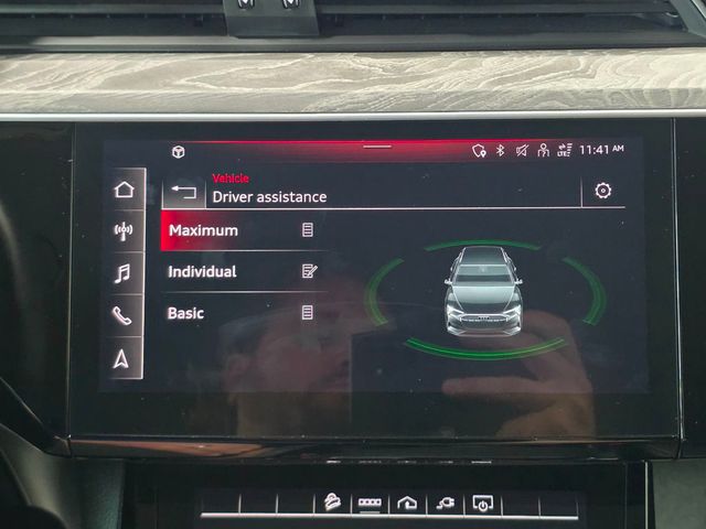 2021 Audi e-tron Premium Plus quattro - 22985908 - 29
