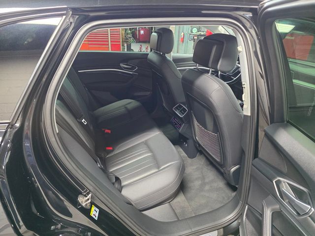 2021 Audi e-tron Premium Plus quattro - 22985908 - 35