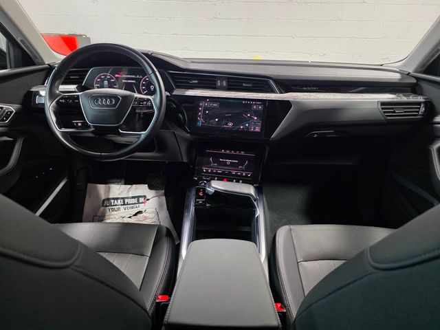 2021 Audi e-tron Premium Plus quattro - 22985908 - 37