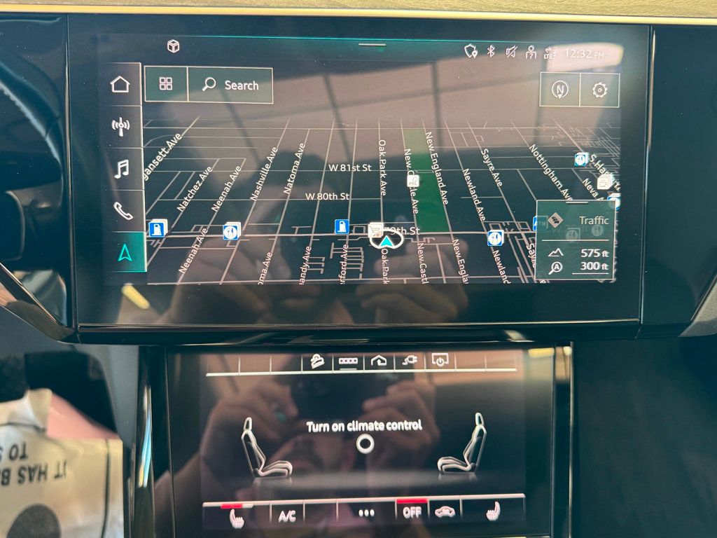 2021 Audi e-tron Premium quattro - 22945383 - 26