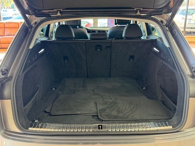 2021 Audi e-tron Premium quattro - 22945383 - 39