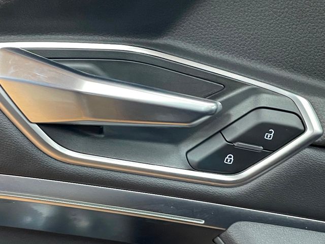 2021 Audi e-tron Premium quattro - 22949908 - 15