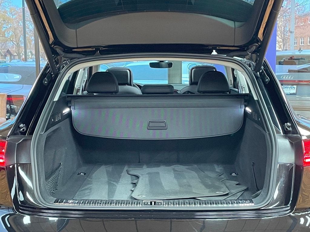 2021 Audi e-tron Premium quattro - 22949908 - 23