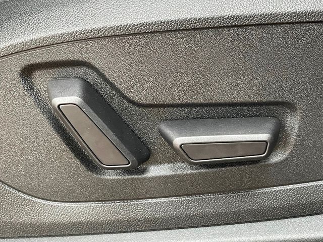 2021 Audi e-tron Premium quattro - 22949908 - 30