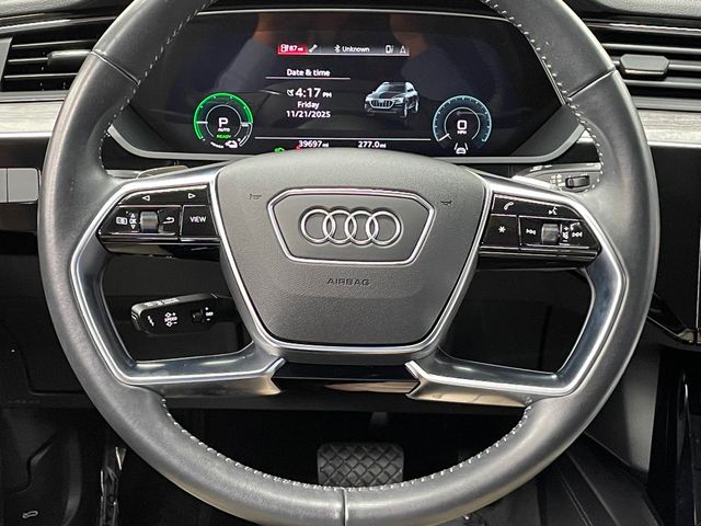 2021 Audi e-tron Premium quattro - 22949908 - 31