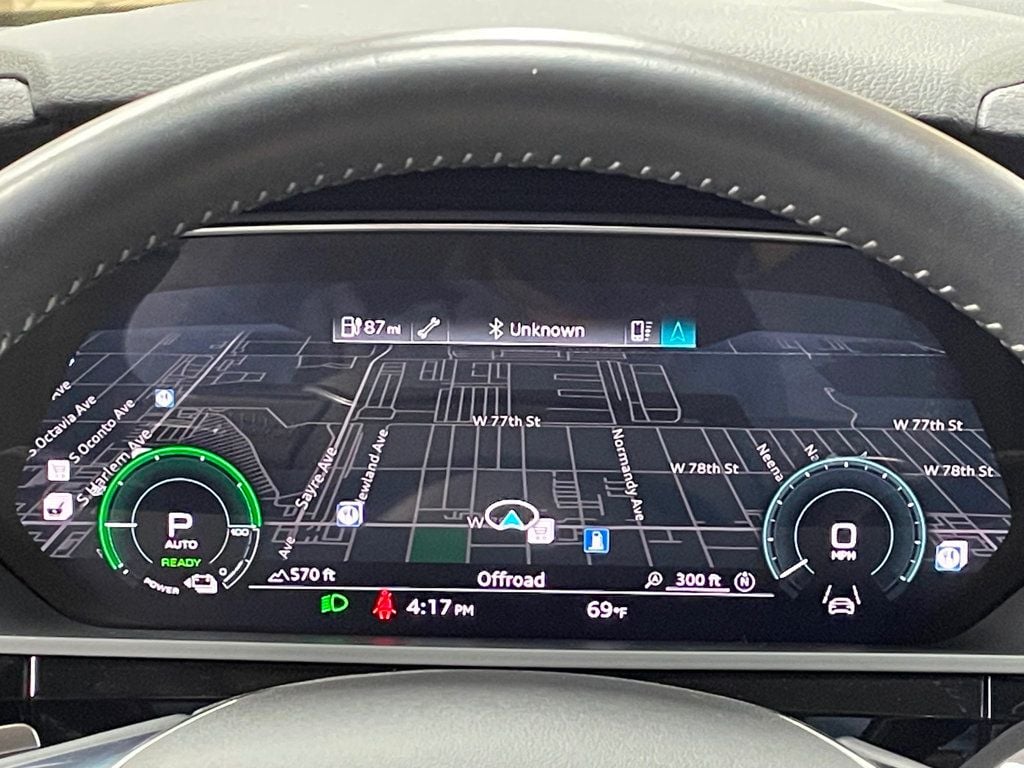 2021 Audi e-tron Premium quattro - 22949908 - 33