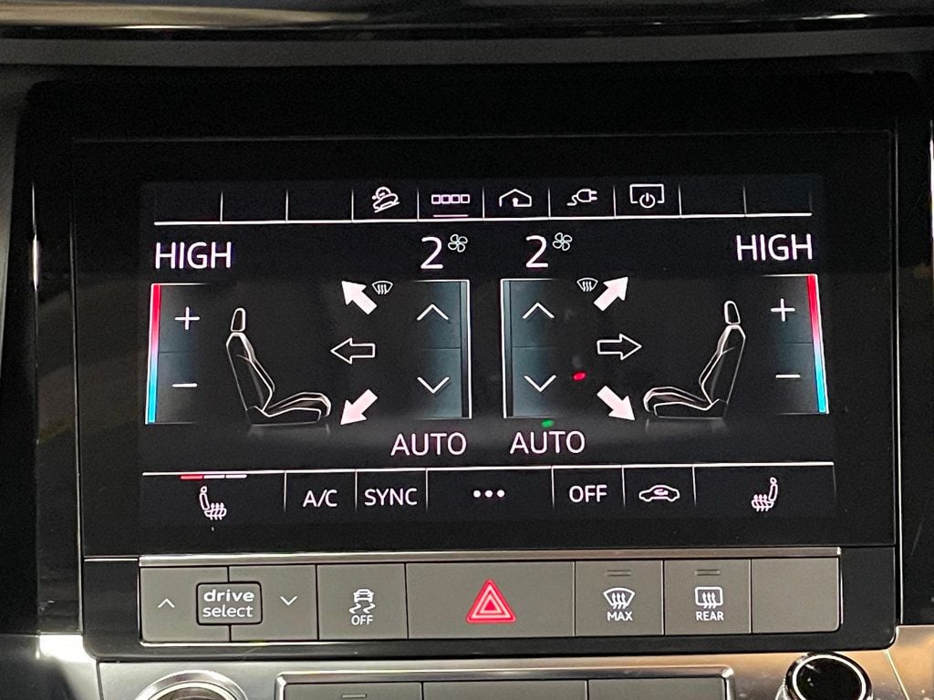 2021 Audi e-tron Premium quattro - 22949908 - 38