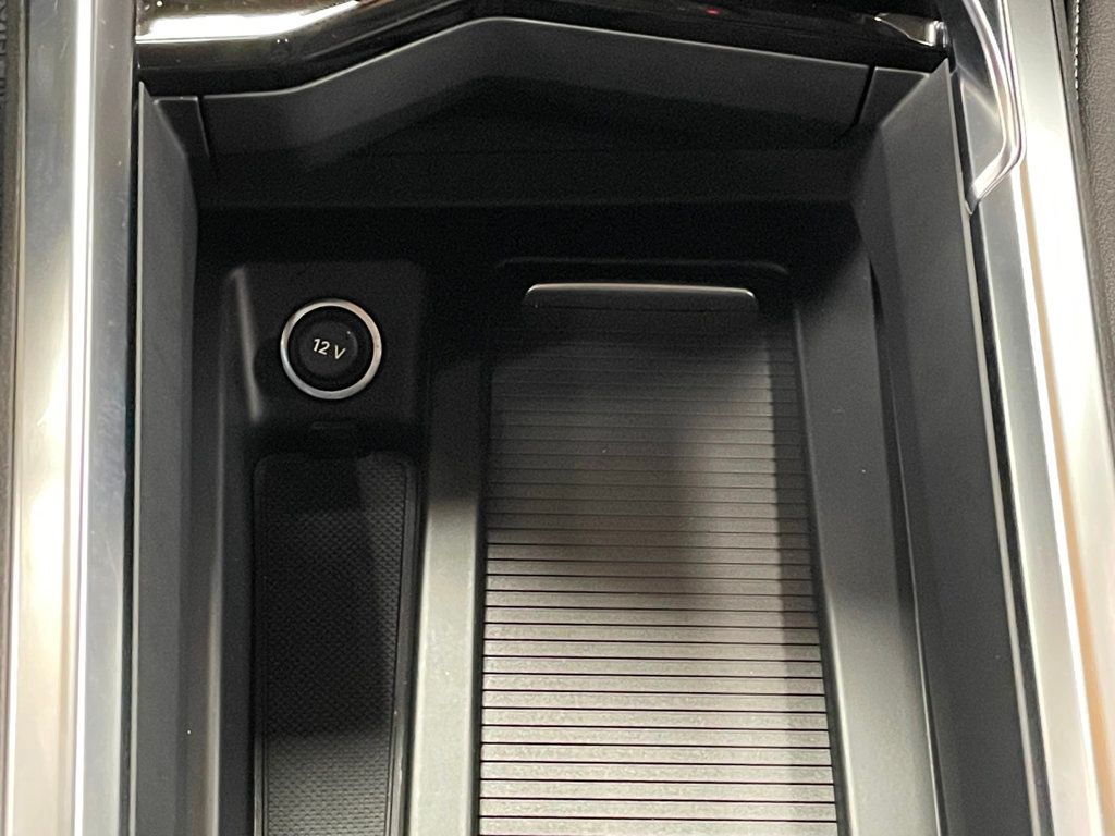 2021 Audi e-tron Premium quattro - 22949908 - 40