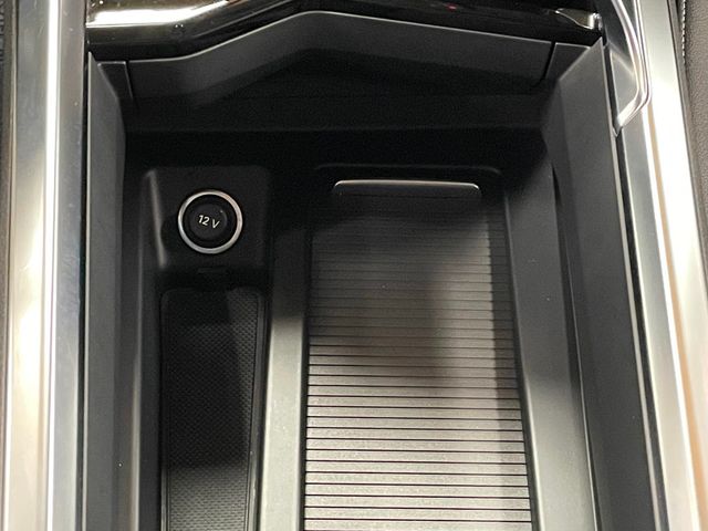 2021 Audi e-tron Premium quattro - 22949908 - 40