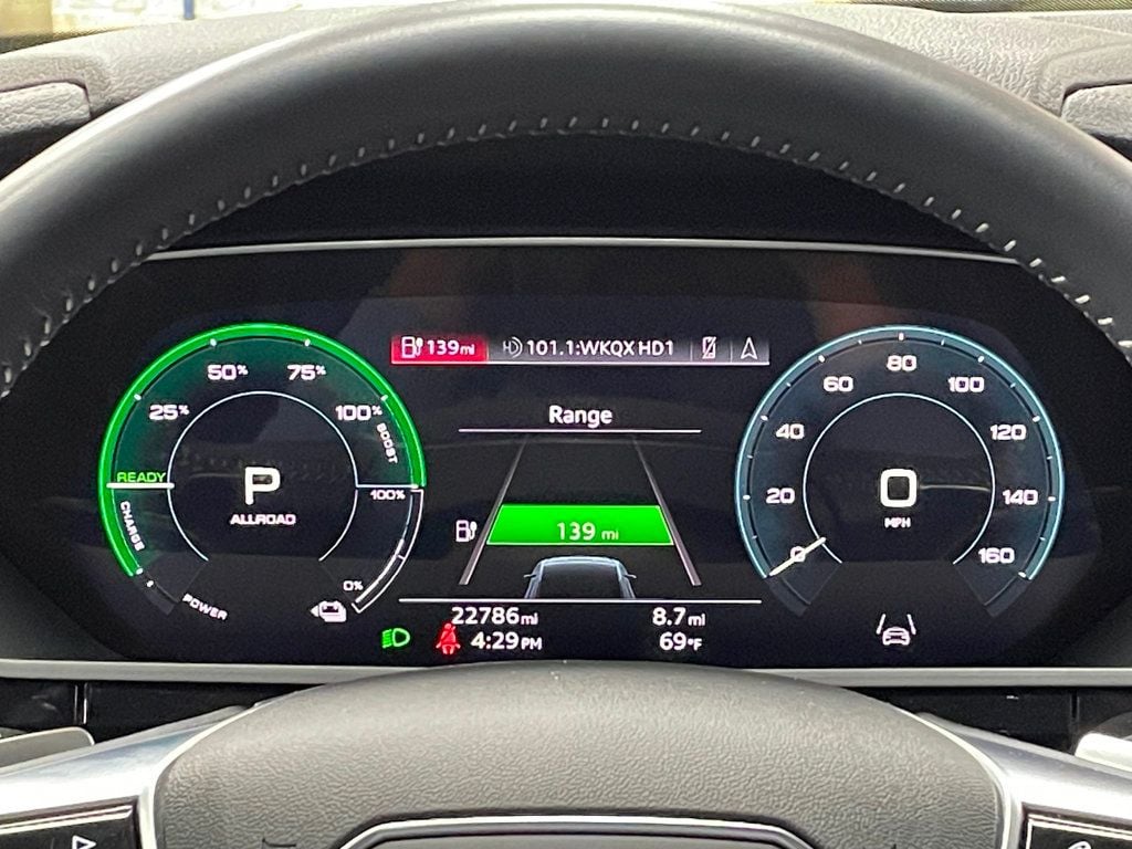 2021 Audi e-tron Premium quattro - 22958482 - 28