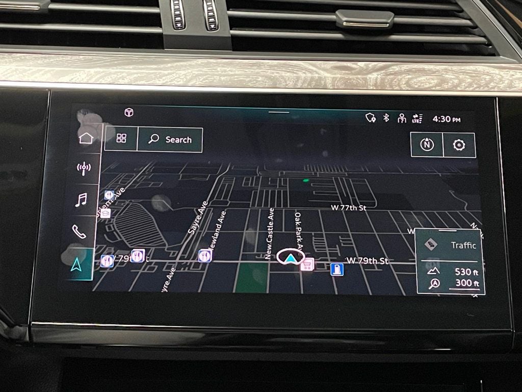 2021 Audi e-tron Premium quattro - 22958482 - 33