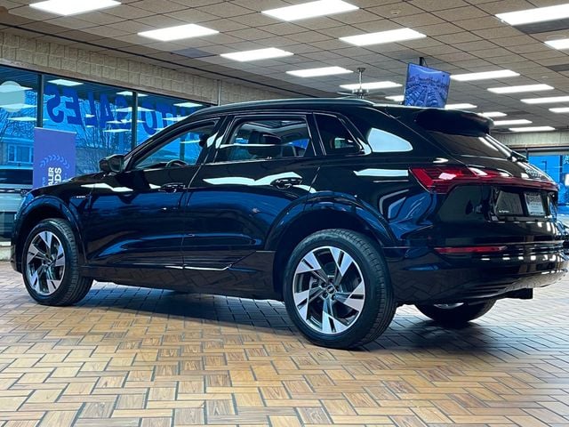 2021 Audi e-tron Premium quattro - 22958482 - 5