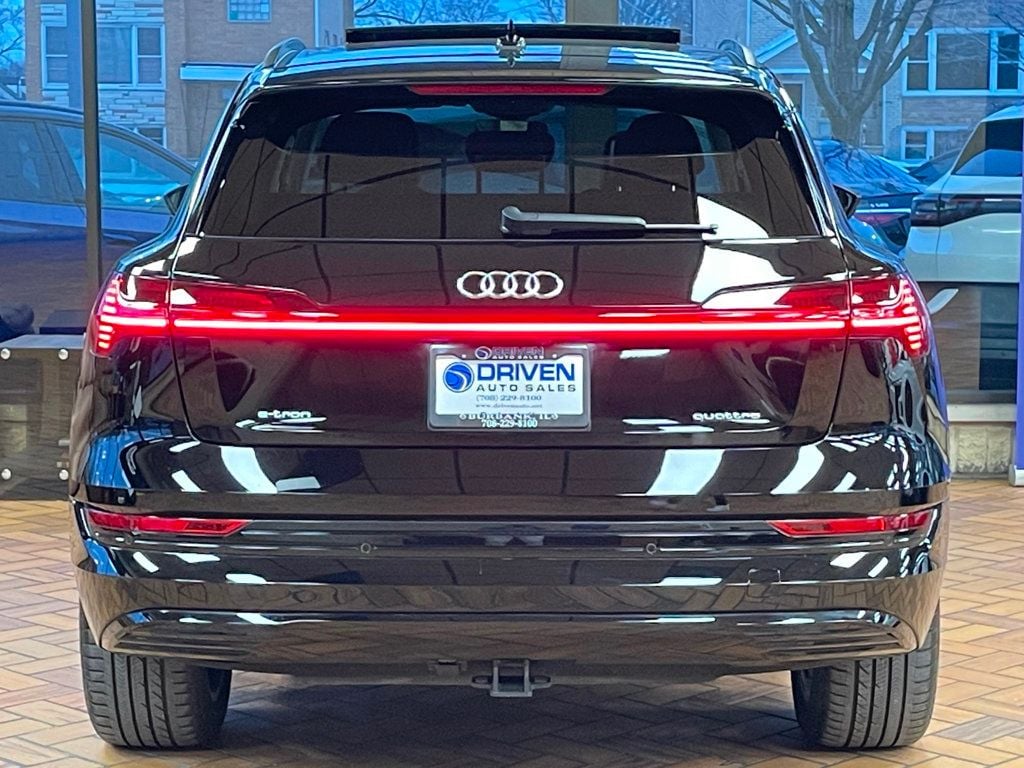 2021 Audi e-tron Premium quattro - 22958482 - 8