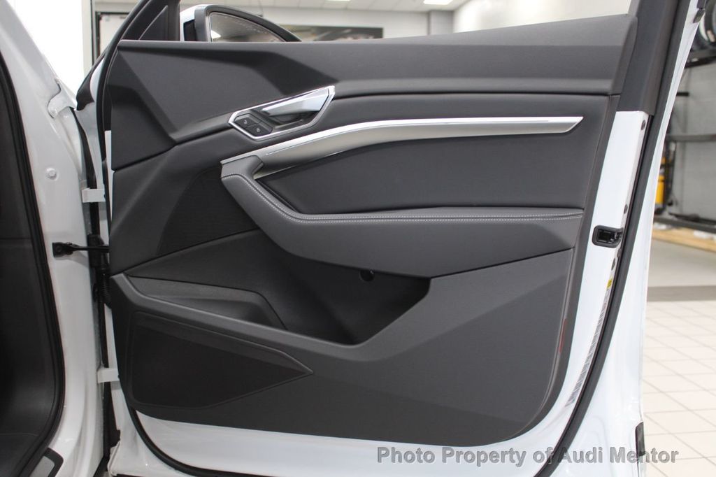 2021 Audi e-tron Premium quattro - 21206373 - 36