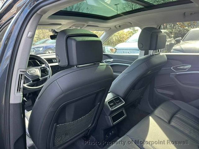 2021 Audi e-tron Premium quattro - 22951510 - 19