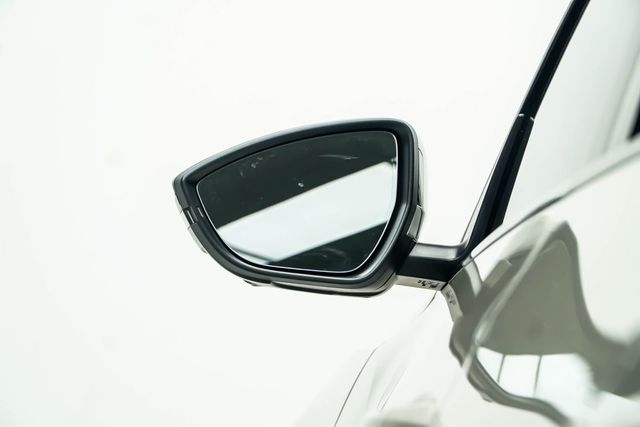 2021 Audi e-tron Premium quattro - 23068660 - 16