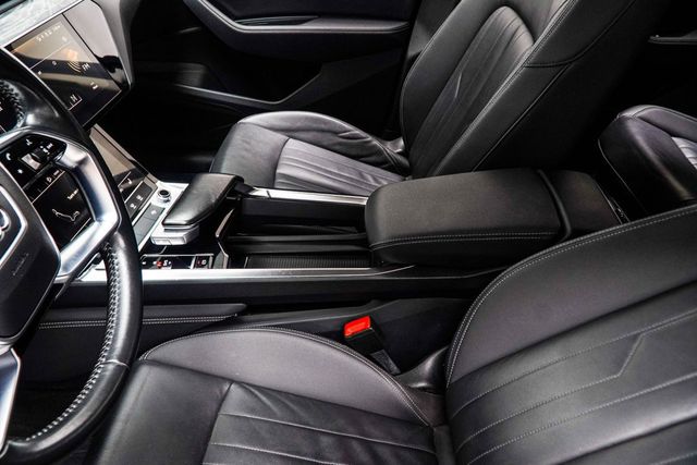 2021 Audi e-tron Premium quattro - 23068660 - 21