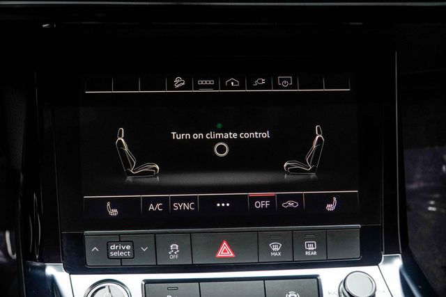 2021 Audi e-tron Premium quattro - 23068660 - 25