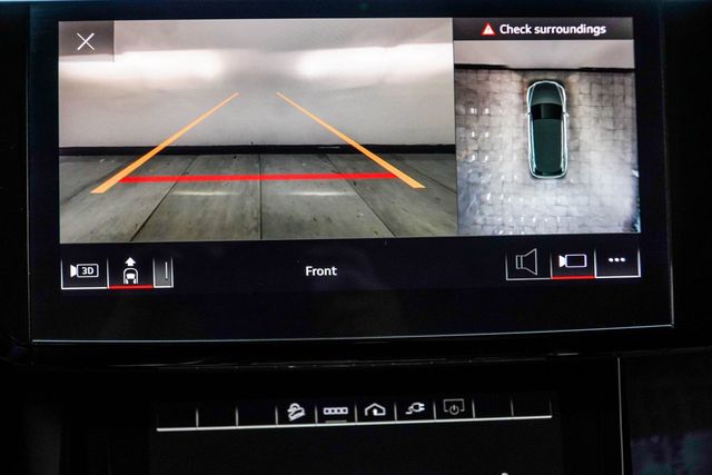 2021 Audi e-tron Premium quattro - 23068660 - 29