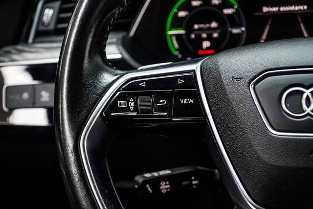 2021 Audi e-tron Premium quattro - 23068660 - 33