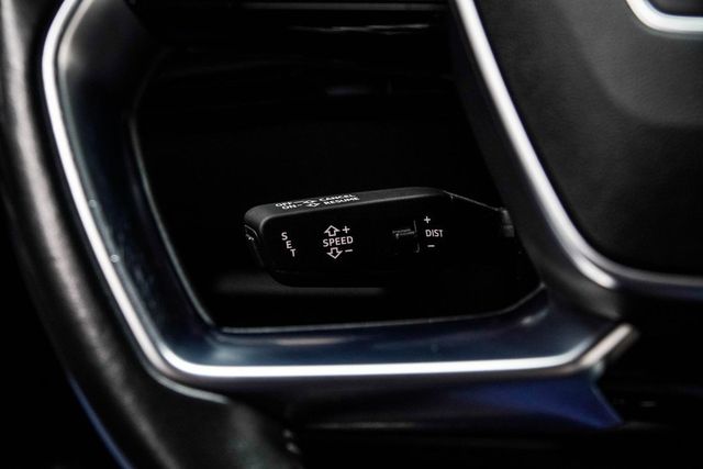 2021 Audi e-tron Premium quattro - 23068660 - 34
