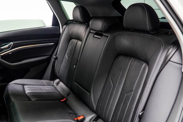 2021 Audi e-tron Premium quattro - 23068660 - 43