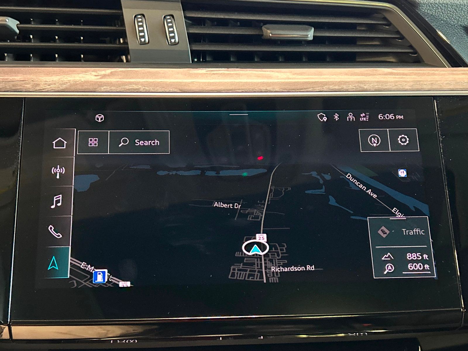 2021 Audi e-tron Premium photo 31