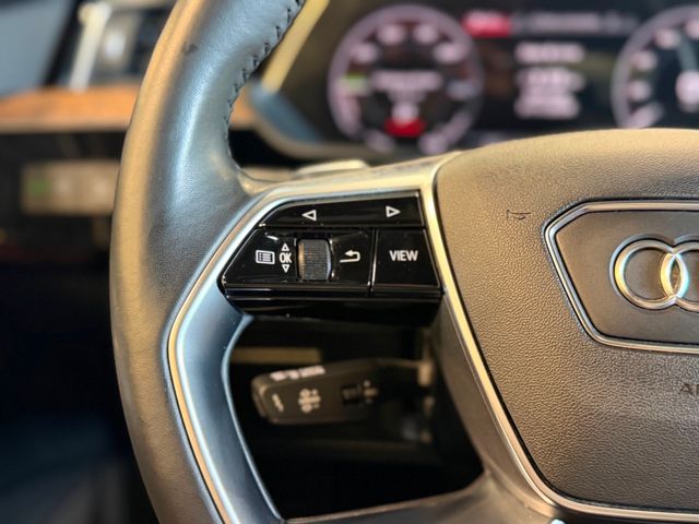 2021 Audi e-tron Premium quattro - 23052372 - 24