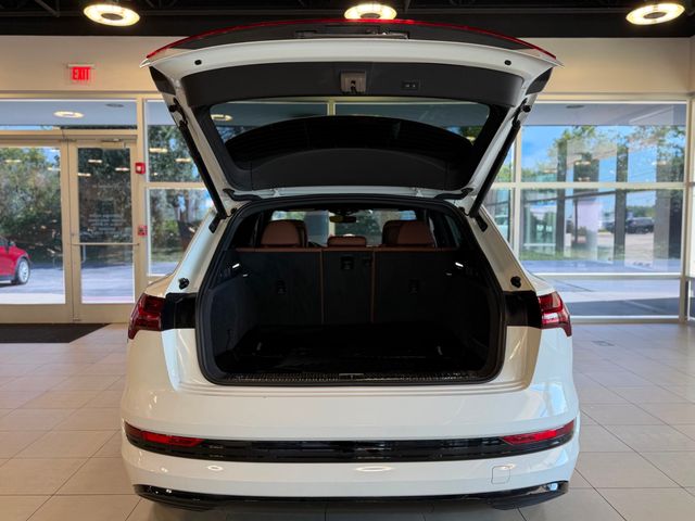2021 Audi e-tron Premium quattro - 23052372 - 36