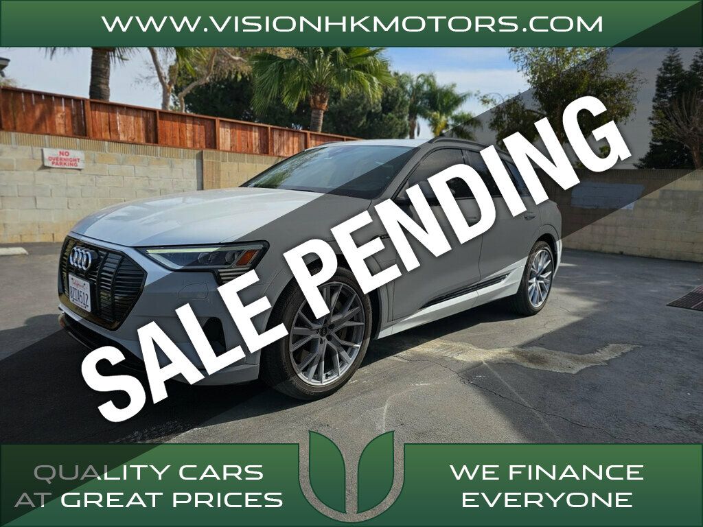 2021 Audi e-tron Prestige quattro - 22754765 | Video 1