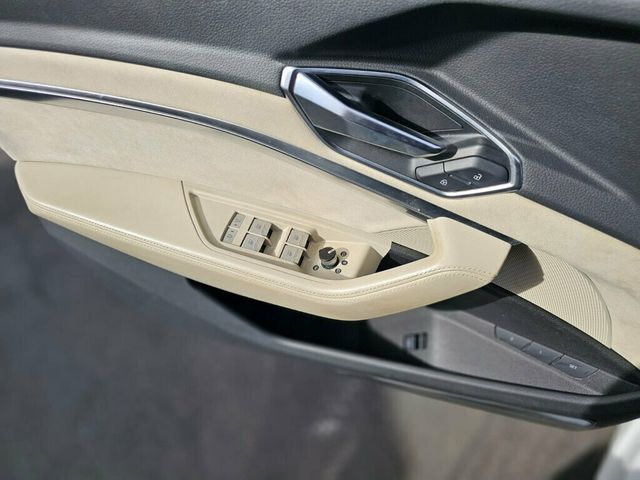 2021 Audi e-tron Prestige quattro - 22754765 - 13