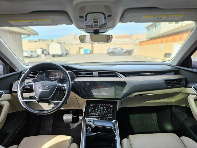 2021 Audi e-tron Prestige quattro - 22754765 - 14