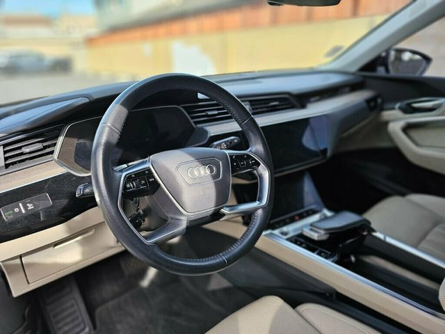 2021 Audi e-tron Prestige quattro - 22754765 - 15