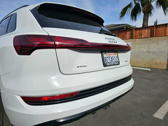 2021 Audi e-tron Prestige quattro - 22754765 - 28