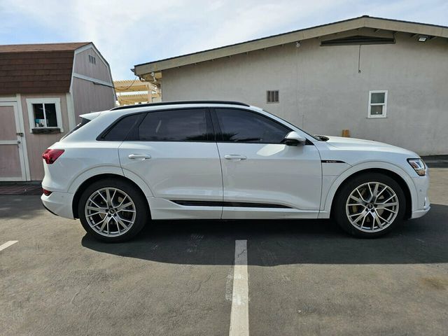 2021 Audi e-tron Prestige quattro - 22754765 - 3