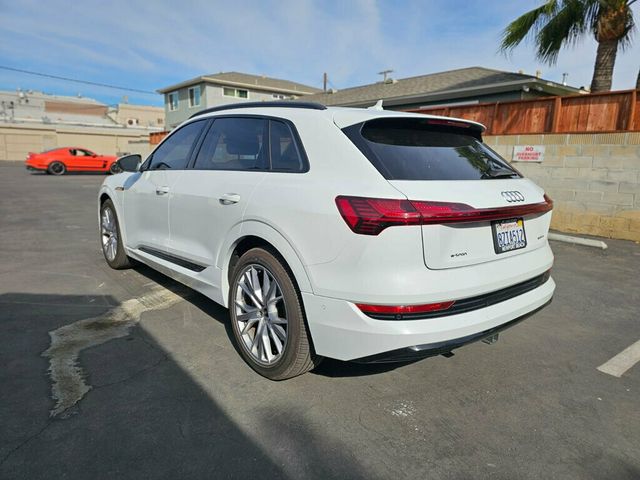 2021 Audi e-tron Prestige quattro - 22754765 - 6