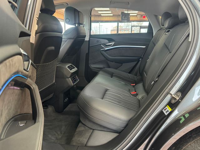 2021 Audi e-tron Sportback Prestige quattro - 22951436 - 18