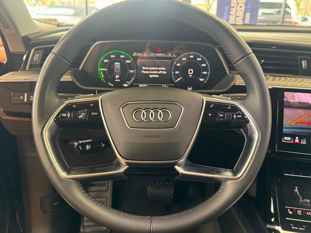 2021 Audi e-tron Sportback Prestige quattro - 22951436 - 24