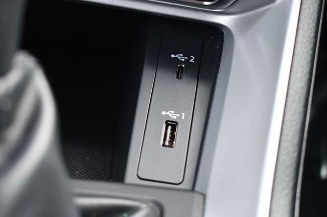 2021 Audi Q3 Premium 40 TFSI quattro - 22911354 - 31