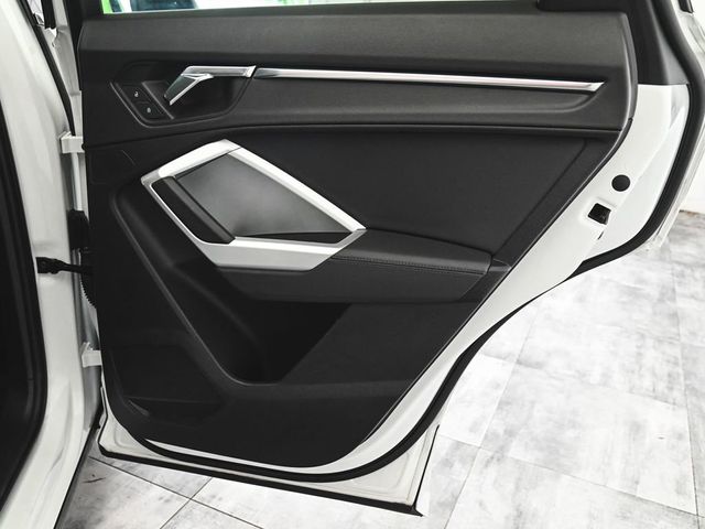 2021 Audi Q3 Premium Plus - 23037225 - 11
