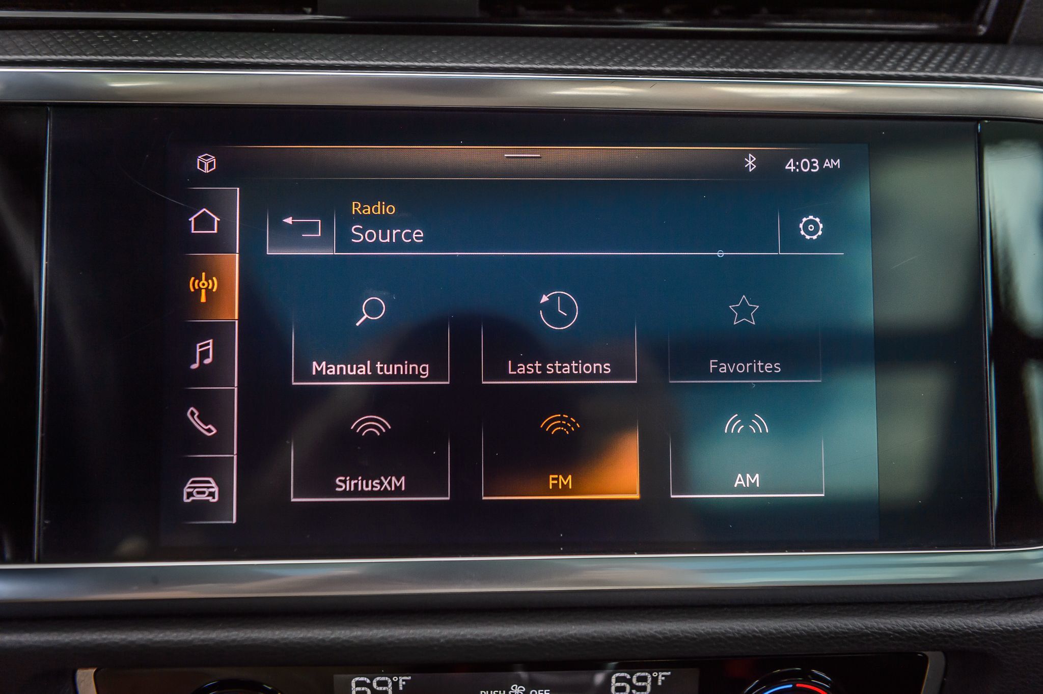 2021 Audi Q3 S line Premium Plus photo 16